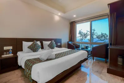 Hotel Silver Line by la Casa (Near Mall Road) Hotels near Library Bazaar