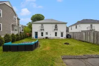 5 Minute Stroll to the Beach - Charming 3-bedroom in Narragansett with AC