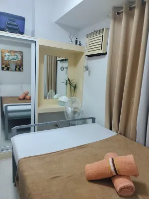 Cozy Quezon City Condo With Private Pool & Elevator Access