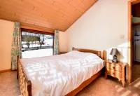 Holiday Home in St Vith with Hot Tub Hotels in Saint-Vith