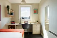 Student Only Central Quay - Homestays