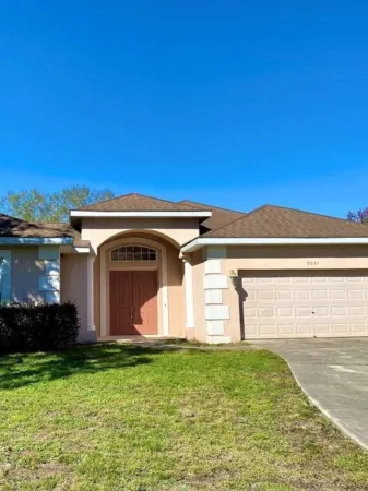 Private Cabana home. Heated pool. 3400 sq ft of luxury! Kids and pets welcome.