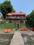 Charming 2-bedroom cabin on Keuka Lake close to Penn Yan & the Keuka Wine Trail
