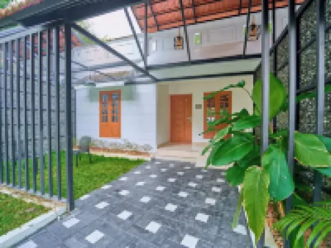 VOYE HOMES的瓦爾卡拉薩朗度假村 瓦卡拉酒店