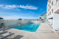 Golden Sands Carolina Beach Oceanfront, Tapestry by Hilton Federal Point住宿飯店