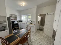 Cozy remodeled 1 bedroom near Drake U and downtown