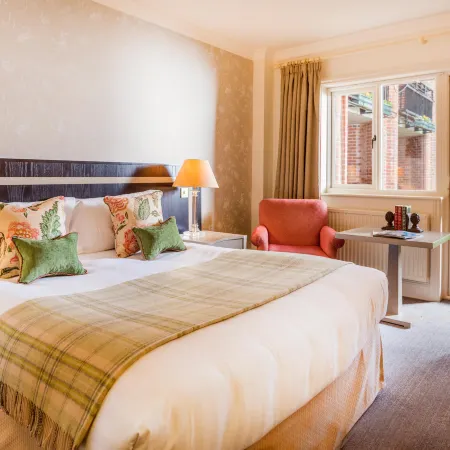 Careys Manor Hotel & SenSpa