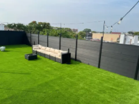 Cozy Studio with Dedicated Workspace and Shared Living Area - Charming Retreat Hotels in 