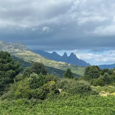 10 min from the beach and 5min from the town center Hotels in 