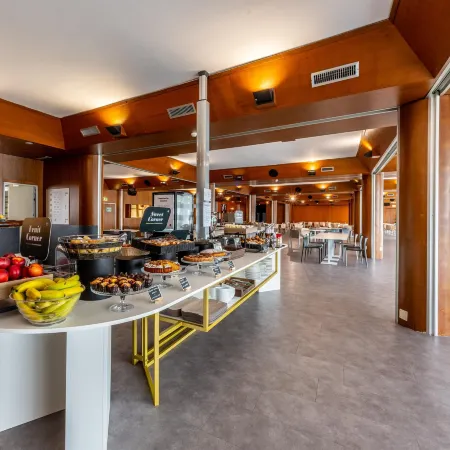 B&B Hotel Borgaro Torinese Отели рядом с достопримечательностью «Крытый стадион Пала Торино»