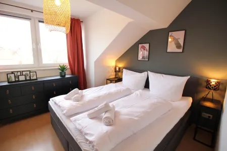 Great view with great connection | parking lot