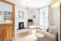 Bembridge Village 1 Minute Walk 4 Bedrooms 2 Bathrooms Plus Good Garden