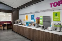 Tru by Hilton Columbus East Broad - فطور