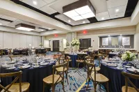 Embassy Suites by Hilton Plainfield Indianapolis Airport - breakfast