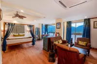 Ganga Kinare- A Riverside Boutique Resort, Rishikesh فنادق في دهرادون