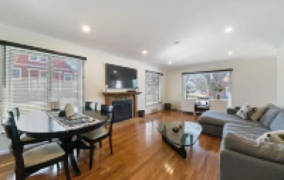 3-bedroom house in charming Stillwater with AC