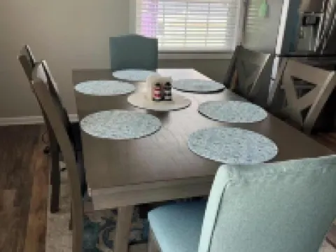 Spacious 5-bedroom house in beautiful Belmar w/ WiFi.  2 blocks from the beach!