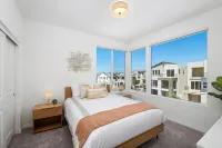 Mid-Century Modern Designer's Home