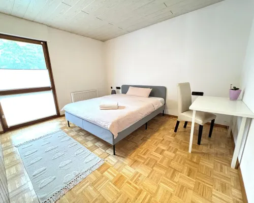 H&H Home-Quite and Cozy Central Apartment Near Park in Sindelfingen Hotels in Sindelfingen