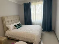 Cozy studio with wheelchair access, pool, free parking, and 24/7 security. Hotel a 