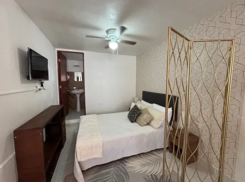 Sophistication and ideal relaxation