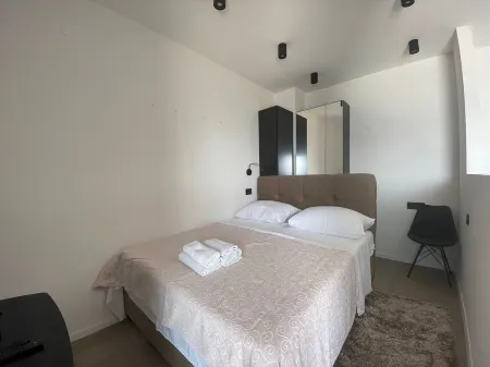 2-bedroom apartment beachfront with perfect sea view delightful Padova II Отели в г. Rab