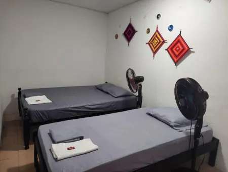 apt #5 comfortable and cozy in a strategic place Отели рядом с достопримечательностью «Su lin khaw»