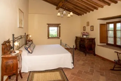 Podere Cerciano: Double Room plus Single Bed cam. 4 Hotel in zona Piazza Antonio Gramsci