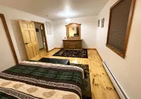 Forest Lake Haven close to Gore Mt and Lake George Hotels in Warrensburg