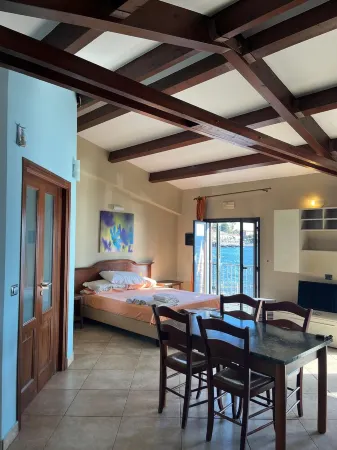 B&B Capomulini Отели в г. Capo Mulini