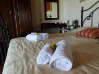 THE TOP OF THE EAGLES SMALL VILLA-BANGALOW Hotels in Krouson