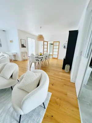 Villa Spa Du Bassin - 2 bedrooms - Swimming pool - Le Teich - Bassin d'Arcachon Hotels in Le Teich