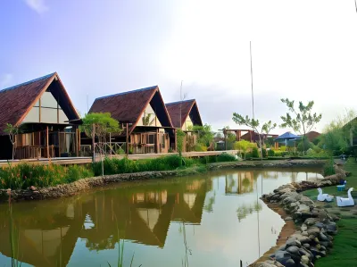 Gardenia Resort and Spa Hotel dekat UBUD TERMINALIA FROM BORNEO