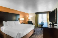 Comfort Inn & Suites Ashland Hotels in Ashland
