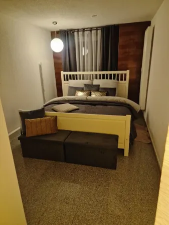 at the "old camp" + pets allowed Отели в г. Мюнзинген