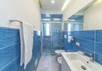 Apartment 8 minutes from downtown!