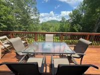 Charming 3-bedroom house in the Catskills. Pet friendly with fantastic views
