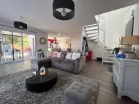 Maison Moderne Avec Piscine Chauffée, à 1km de L'avenue de Gaulle à La Baule