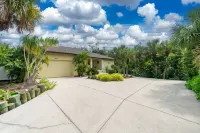 Island Oasis on Manasota Key- Steps to both Gulf & Bay Access, Heated Pool - 4-Star