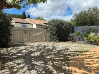 House 350 m from the beach pets welcome Hotels in Sainte-Marie-la-Mer