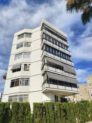 Puerto Limon Beachfront Hotel in zona Parc el Palmeral