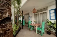 Ocean Suite Отели в г. Дона Пола
