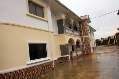 4 bedroom Apartment with 24hrs power supply, in the heart of Owo, Ondo state Hotels in 