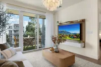 Modern Luxury 1BD Home w/ Pool & Gym