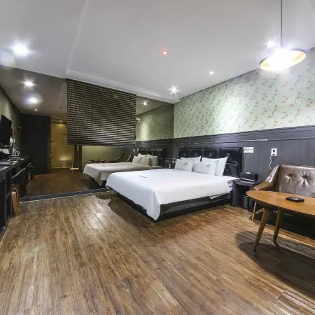 IM Hotel