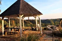 OM Retreat chalet in a secluded secret place in a Natural Reserve Hotels in Somcuta Mare