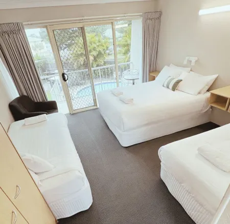 Yamba Sun Motel Отели в г. Ямба