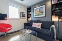 East Hampton (walking distance to village)