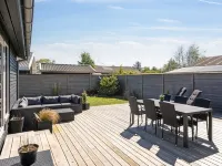 "Elisabeta" - 60m from the Sea Hotels in Juelsminde