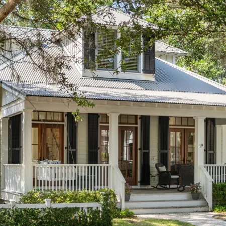 Updated Wilson Village 4 Bedroom Cottage Amenity access available
